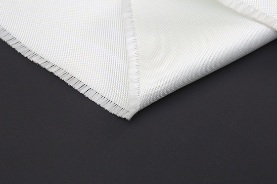 Yüksek Sıcaklık Endüstriyel Fiberglas Filtre Bezi Polyester Yağ Su İtici Bez